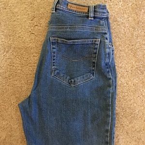 Gloria Vanderbilt blue jeans size 10
